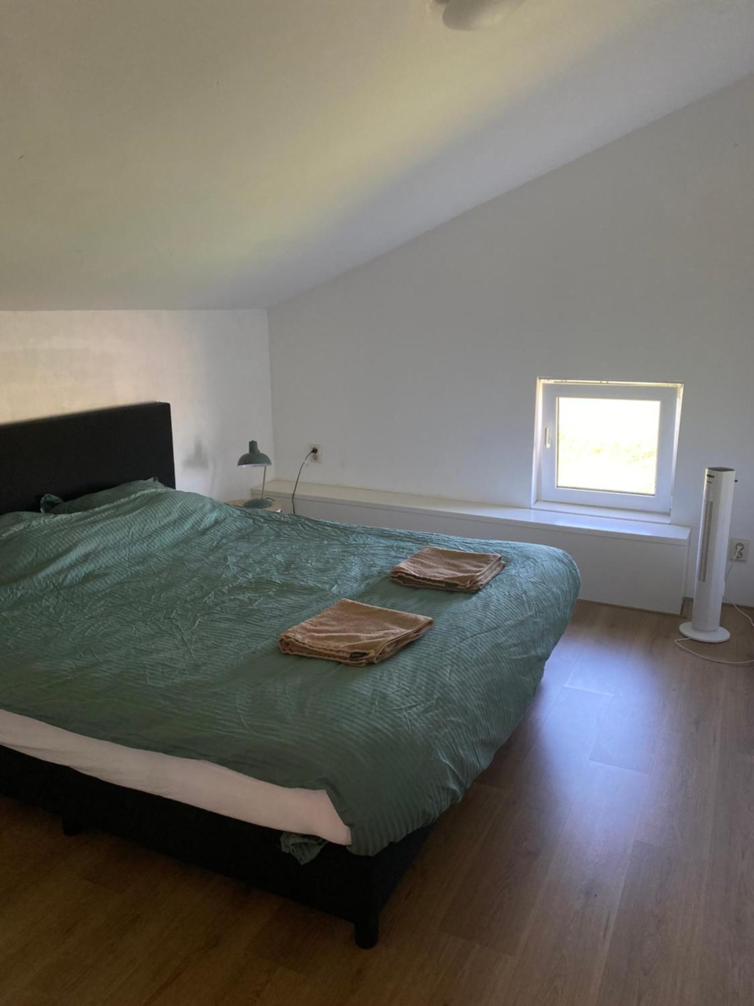Bed and Breakfast Polderzicht Кастрикюм Экстерьер фото